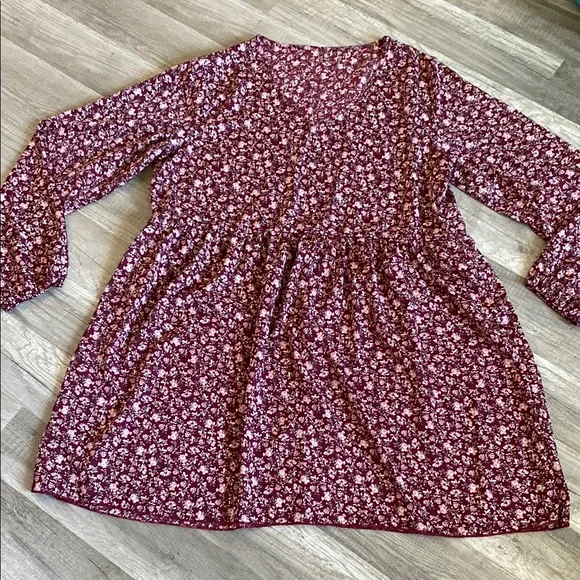 💜 Maroon Floral Sundress with Bishop Sleeves - Picture 2 of 3